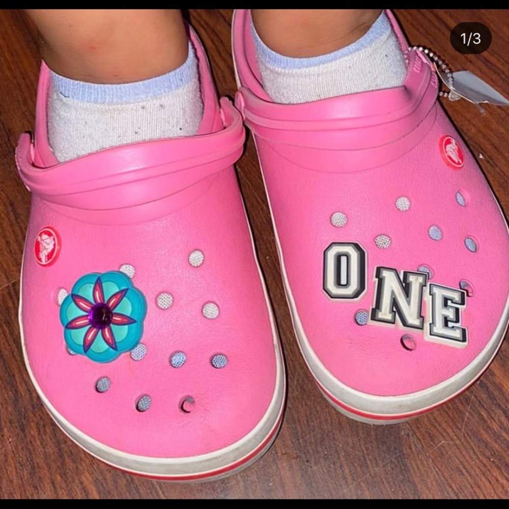 Pink crocs with jibbitz
